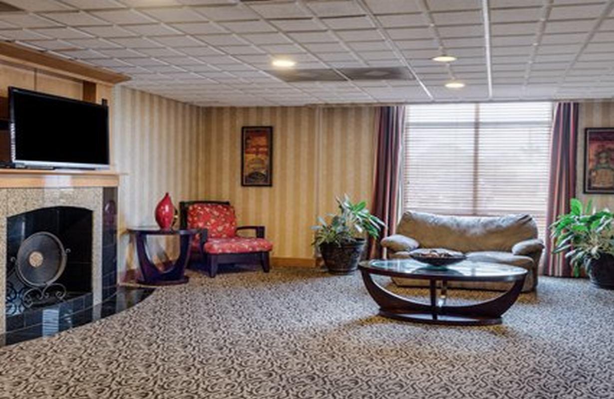 Suburban Studios Chester I-95 Esterno foto